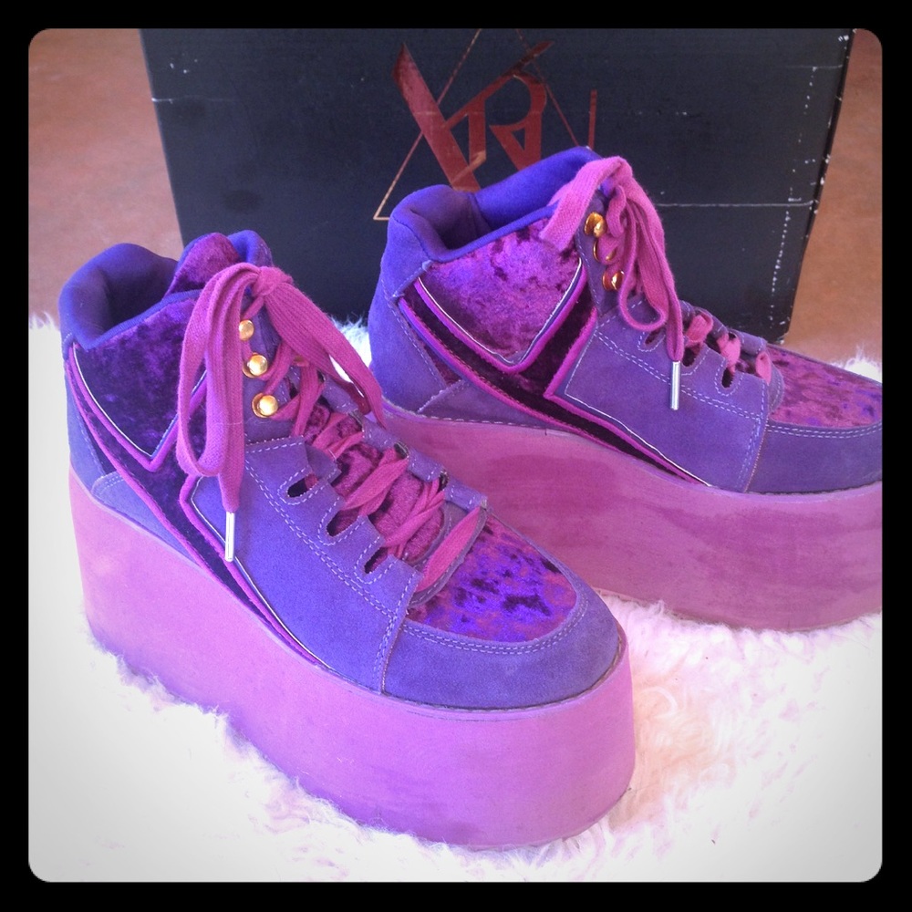 Qozmo hi2 purple platforms